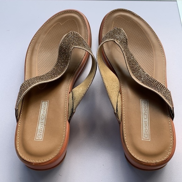 GOOD CHOICE HANAH WOMENS GOLD SPLIT TOE SANDALS SIZE 9 - Picture 8 of 9